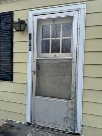 $950 | 120 Roselawn Heights, Martinsville, VA 24112