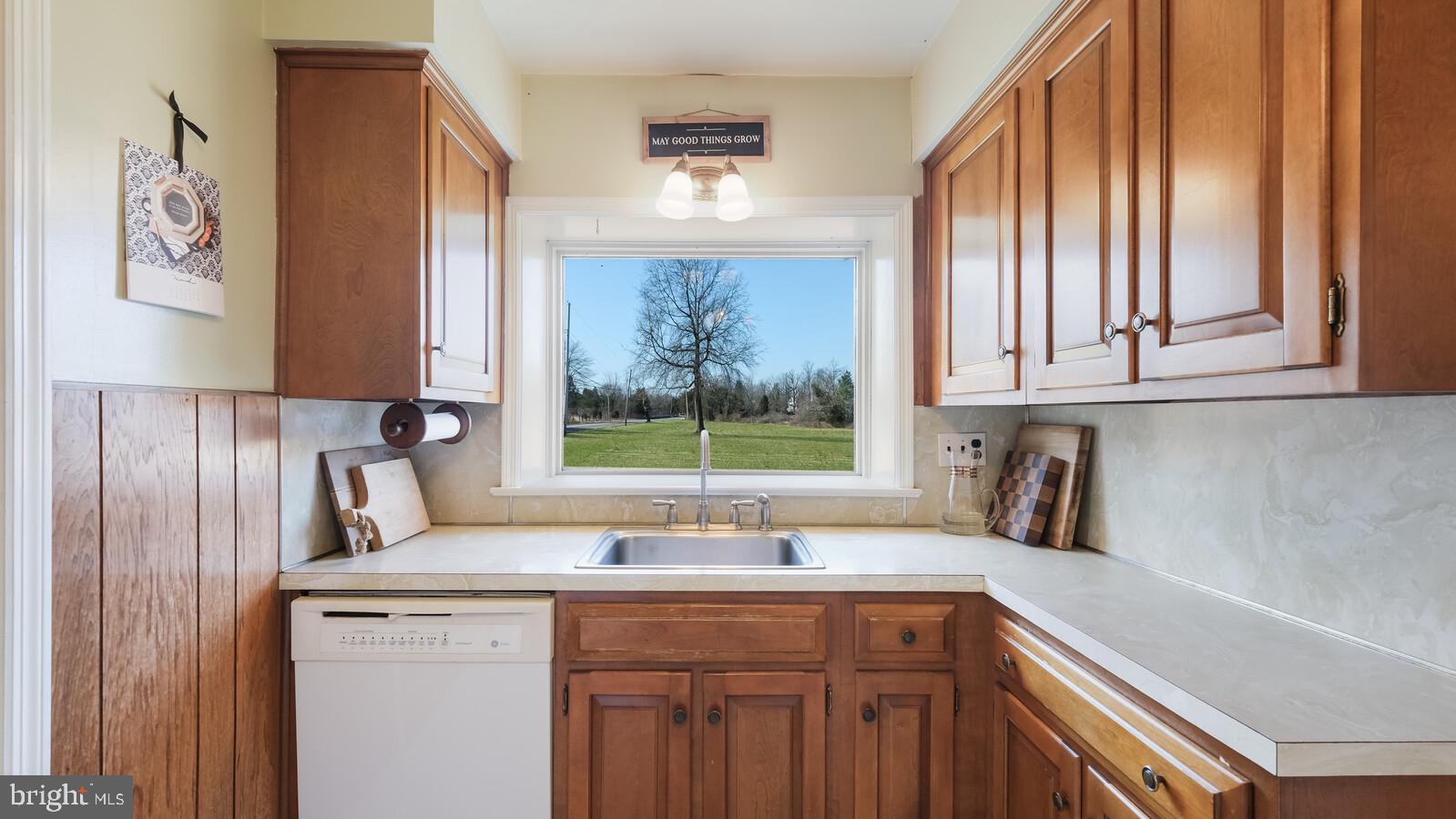 429 Ridge Road Sellersville, PA 18960 - Photo 11 of 64 Kitchen