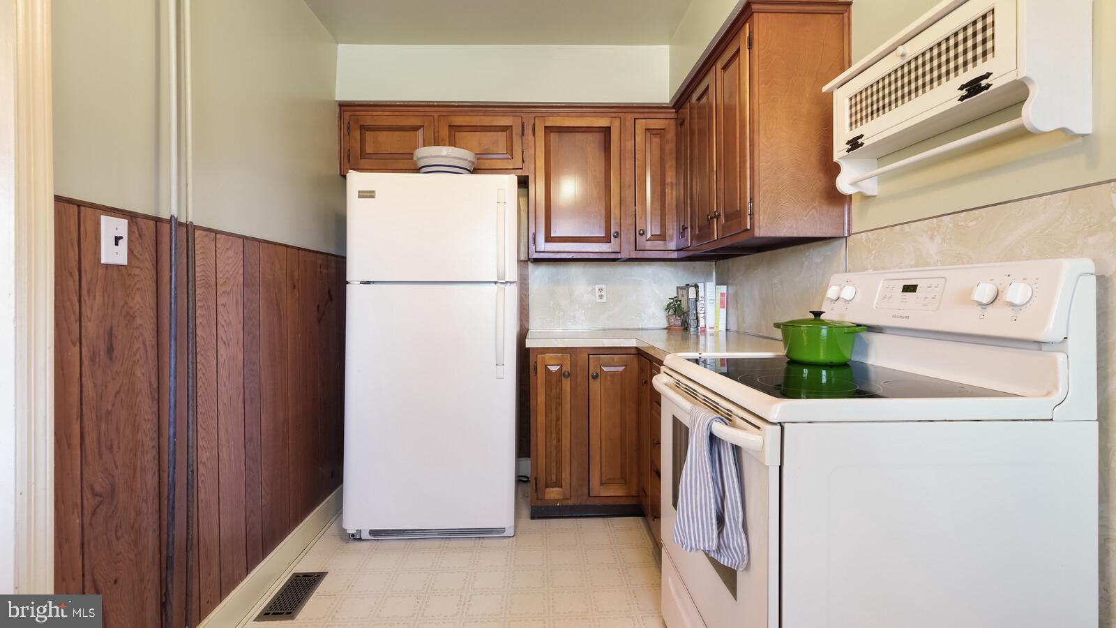 429 Ridge Road Sellersville, PA 18960 - Photo 13 of 64 Kitchen