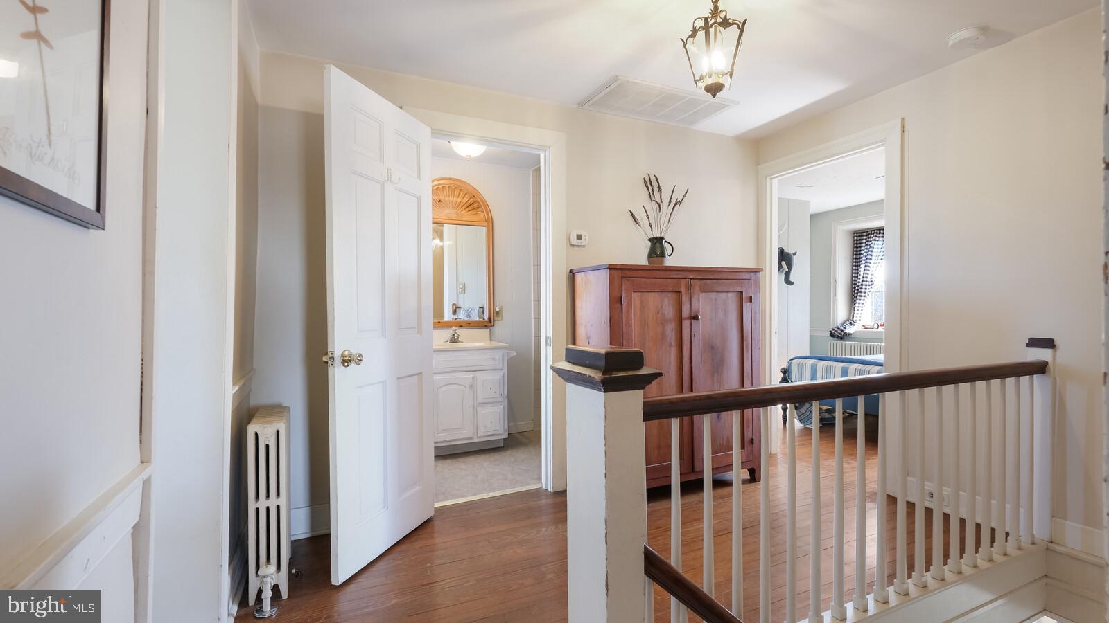 429 Ridge Road Sellersville, PA 18960 - Photo 21 of 64 Upper hallway