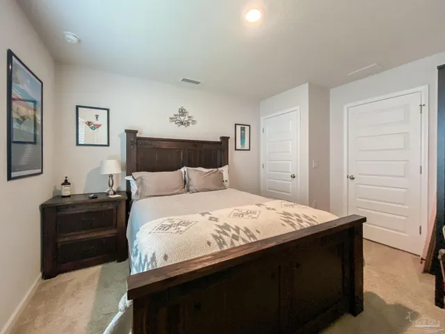 $1,950 | 5601 Guinevere Lane, Milton, FL 32583