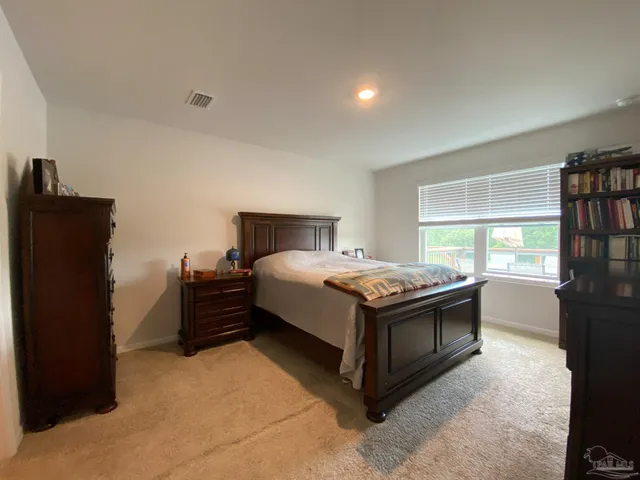 $1,950 | 5601 Guinevere Lane, Milton, FL 32583