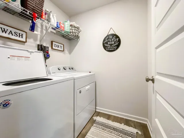 $1,950 | 5601 Guinevere Lane, Milton, FL 32583