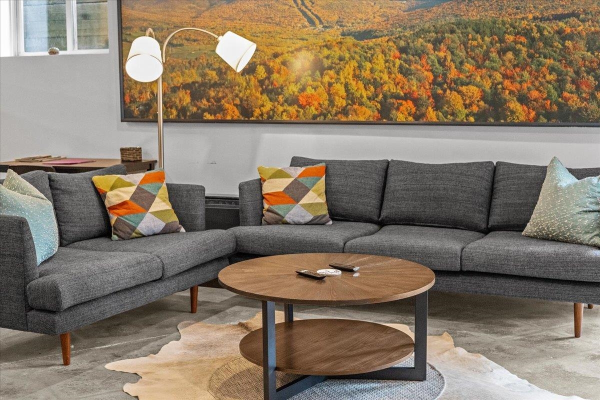 454 Mountain Road, Unit 8 Stowe, VT 05672 - Photo 13 of 49