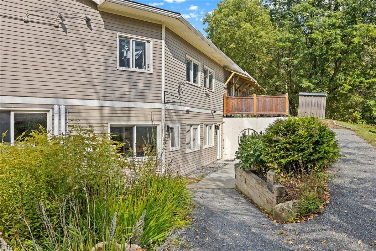 454 Mountain Road, Unit 8 Stowe, VT 05672 - Photo 2 of 49