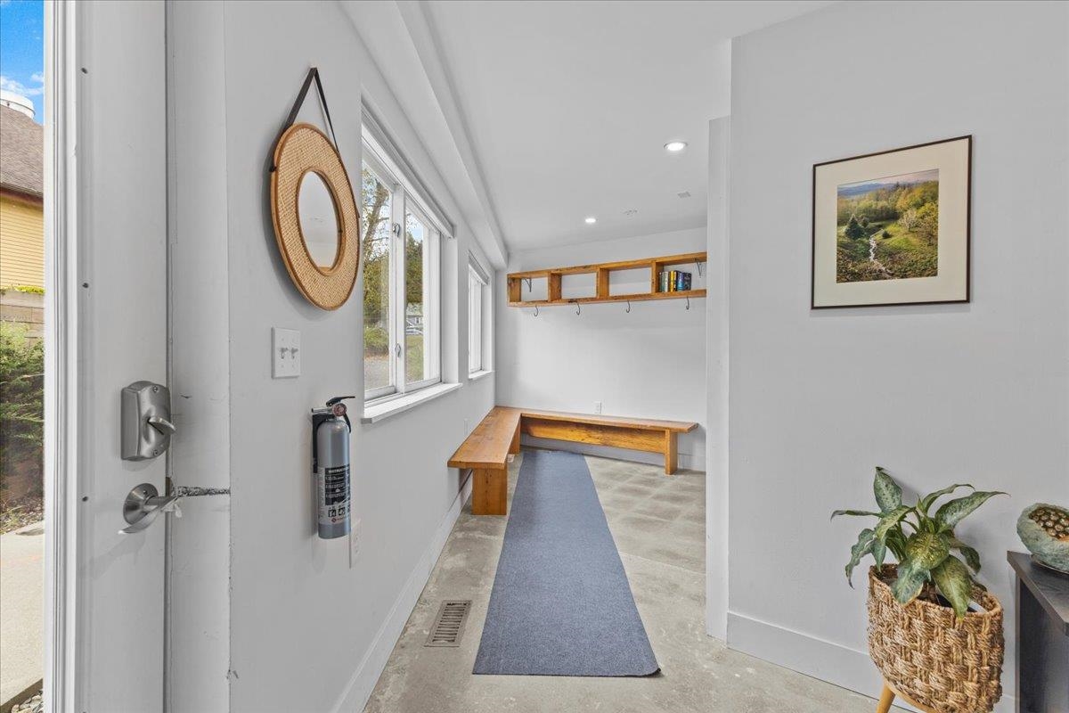 454 Mountain Road, Unit 8 Stowe, VT 05672 - Photo 47 of 49