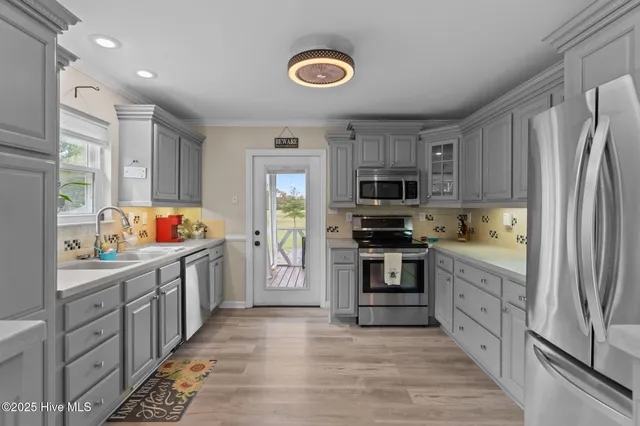 $524,900 | 74 South Hummingbird Lane, Rocky Point, NC 28457