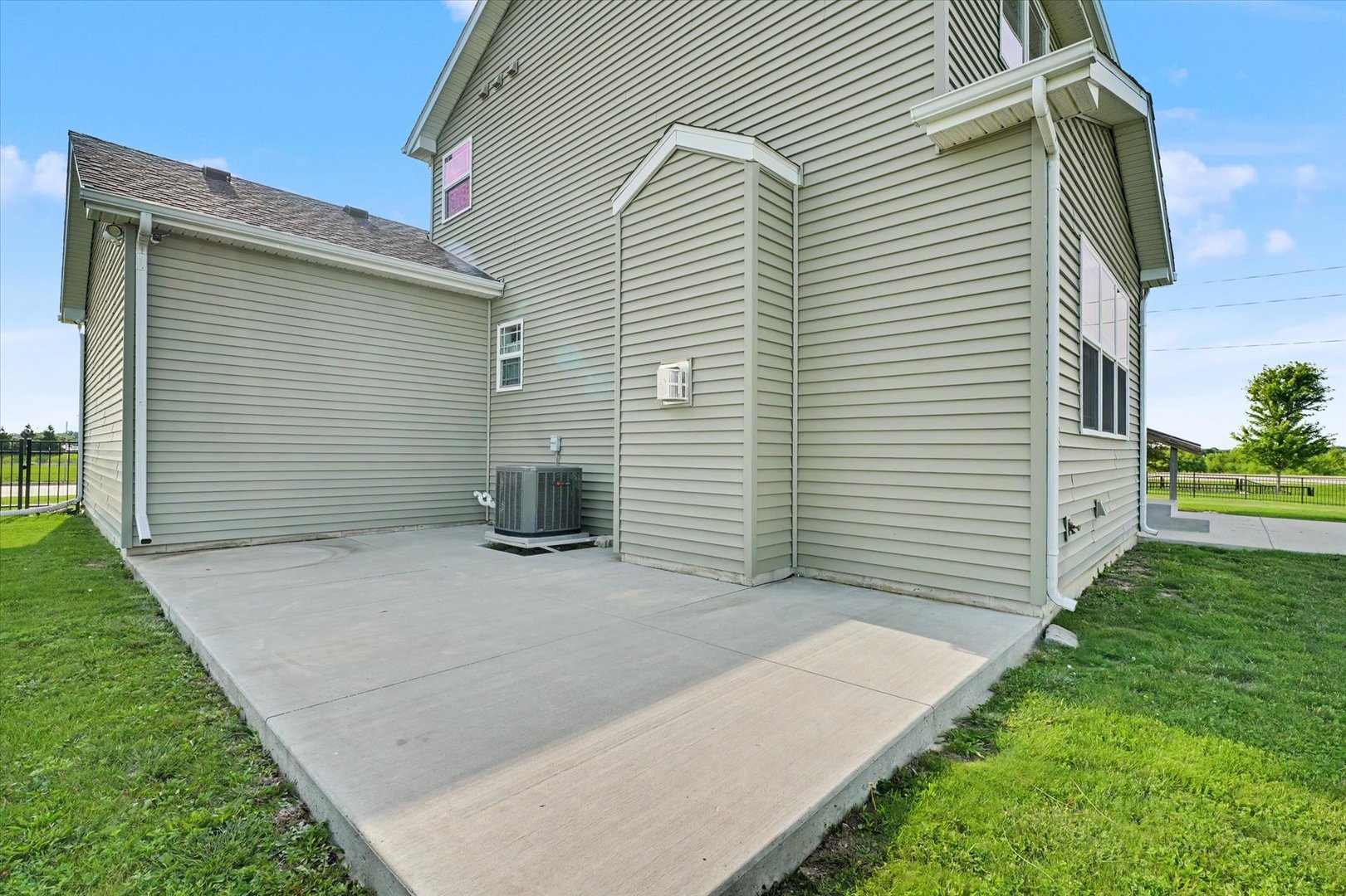 3606 Freedom Boulevard Champaign, IL 61822 - Photo 42 of 45