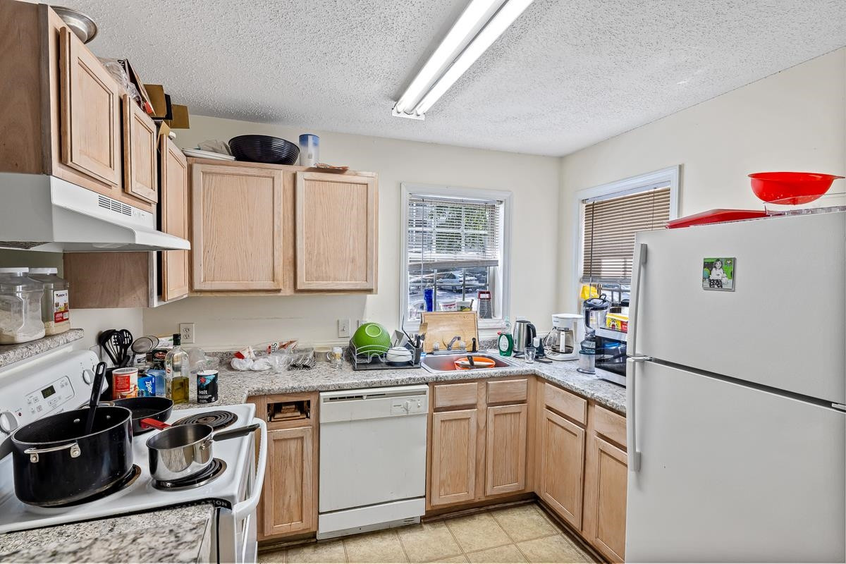2020 University Woods Road, Unit 101 Raleigh, NC 27603 - Photo 4 of 7 Photo 4