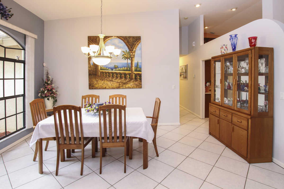 502 Southwest Homeland Road Port St. Lucie, FL 34953 - Photo 3 of 25 Dining room