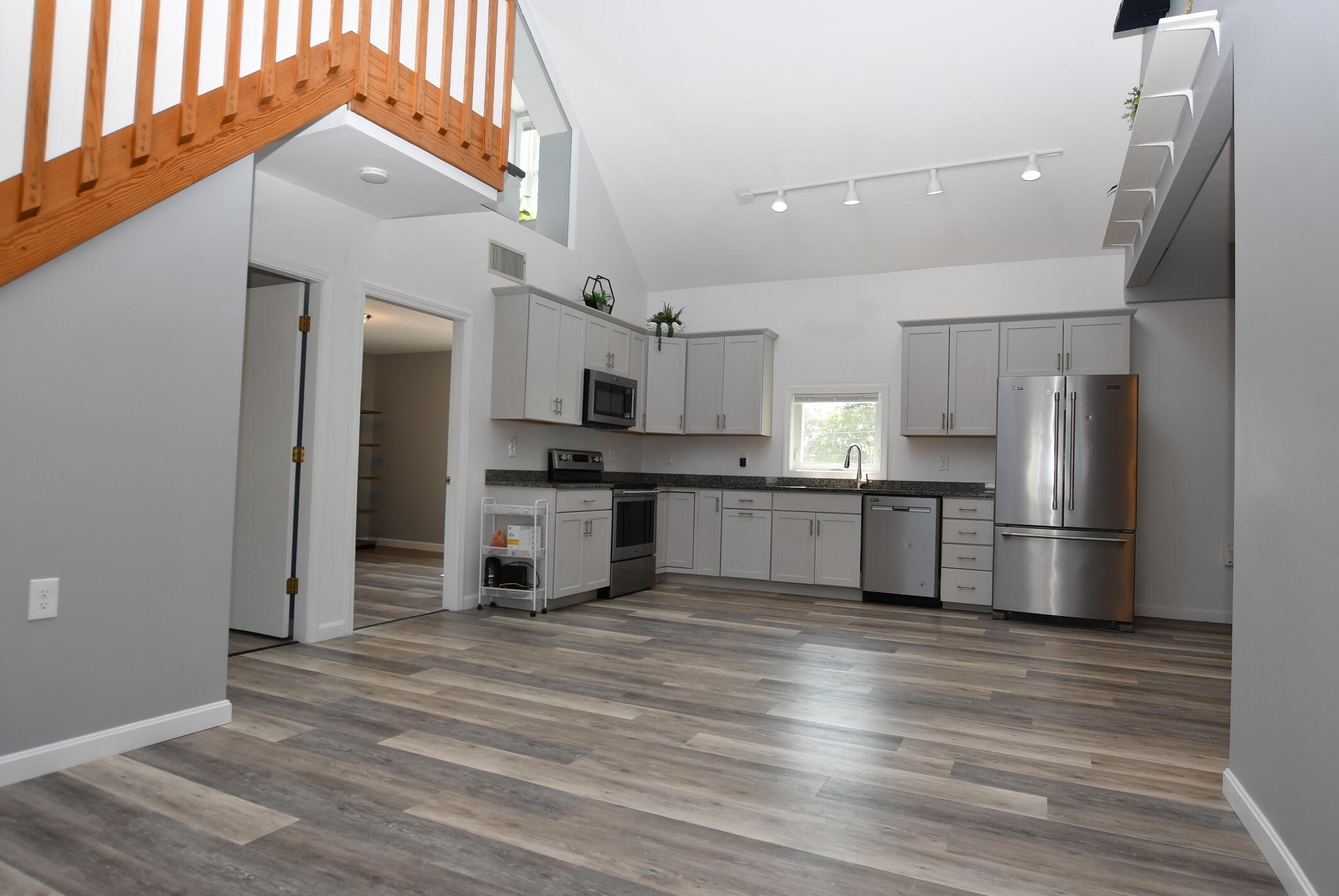 952 Post Road, Unit 7 Wells, ME 04090 - Photo 25 of 35 Interior