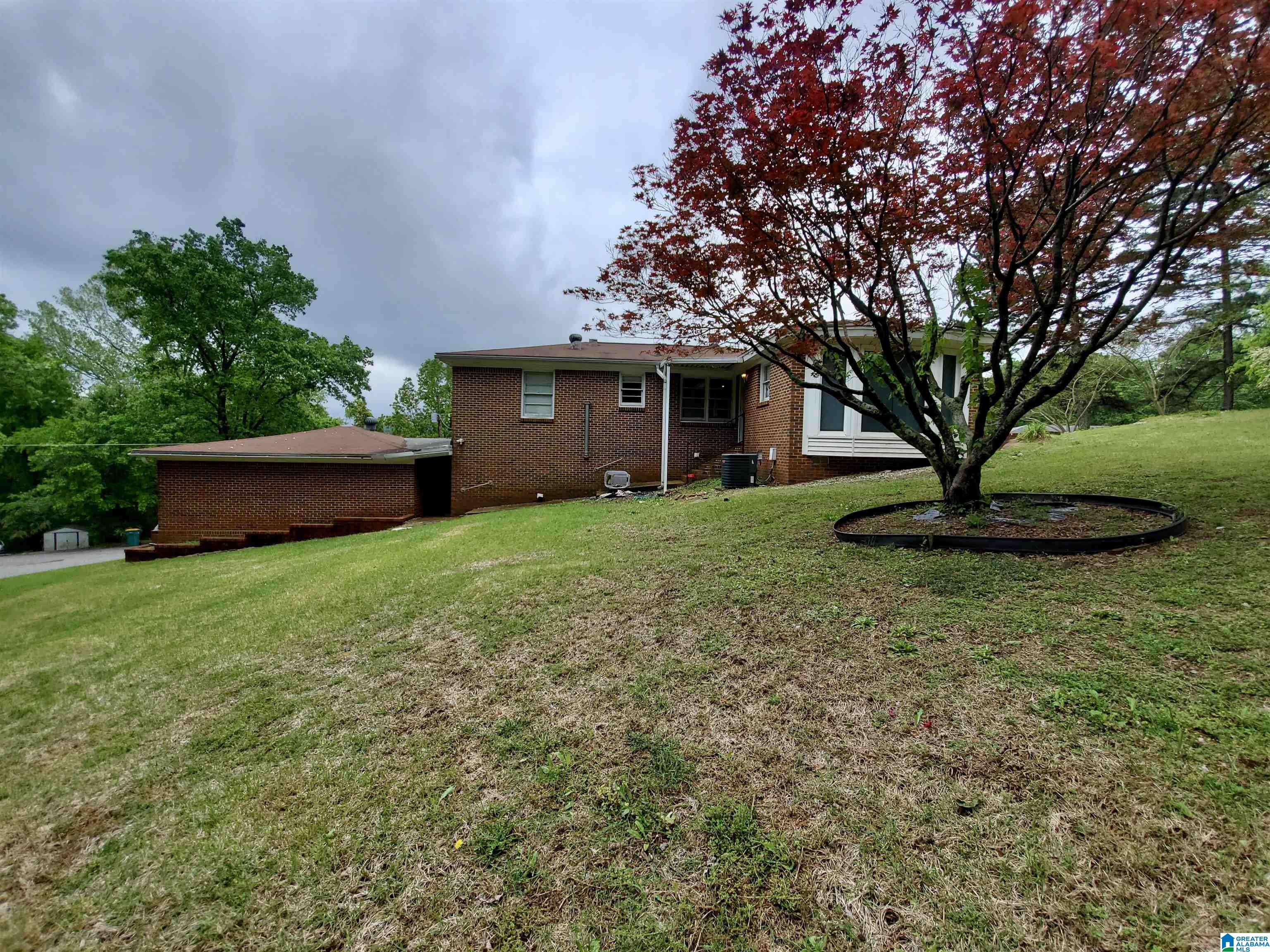 512 19th Terrace Northeast Center Point, AL 35215 - Photo 3 of 27