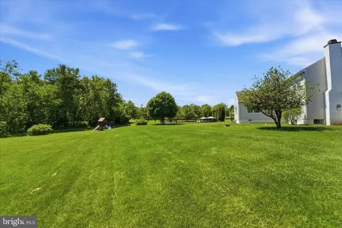 $799,000 | 205 Maplewood Drive, Phoenixville, PA 19460