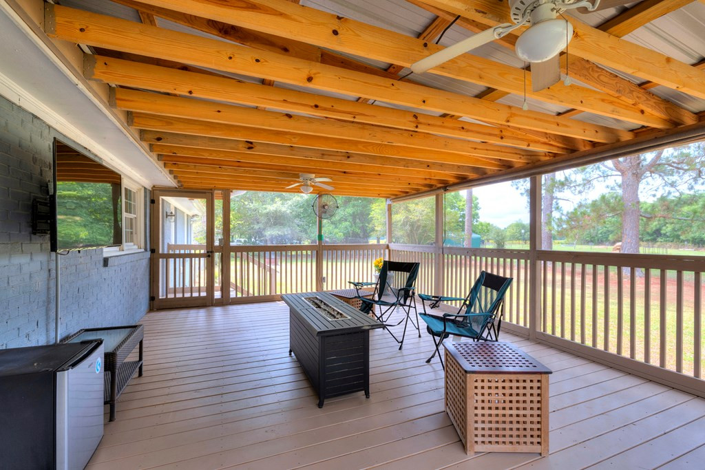 5710 St Charles Road Mayesville, SC 29104 - Photo 11 of 49 Gallery Image 11