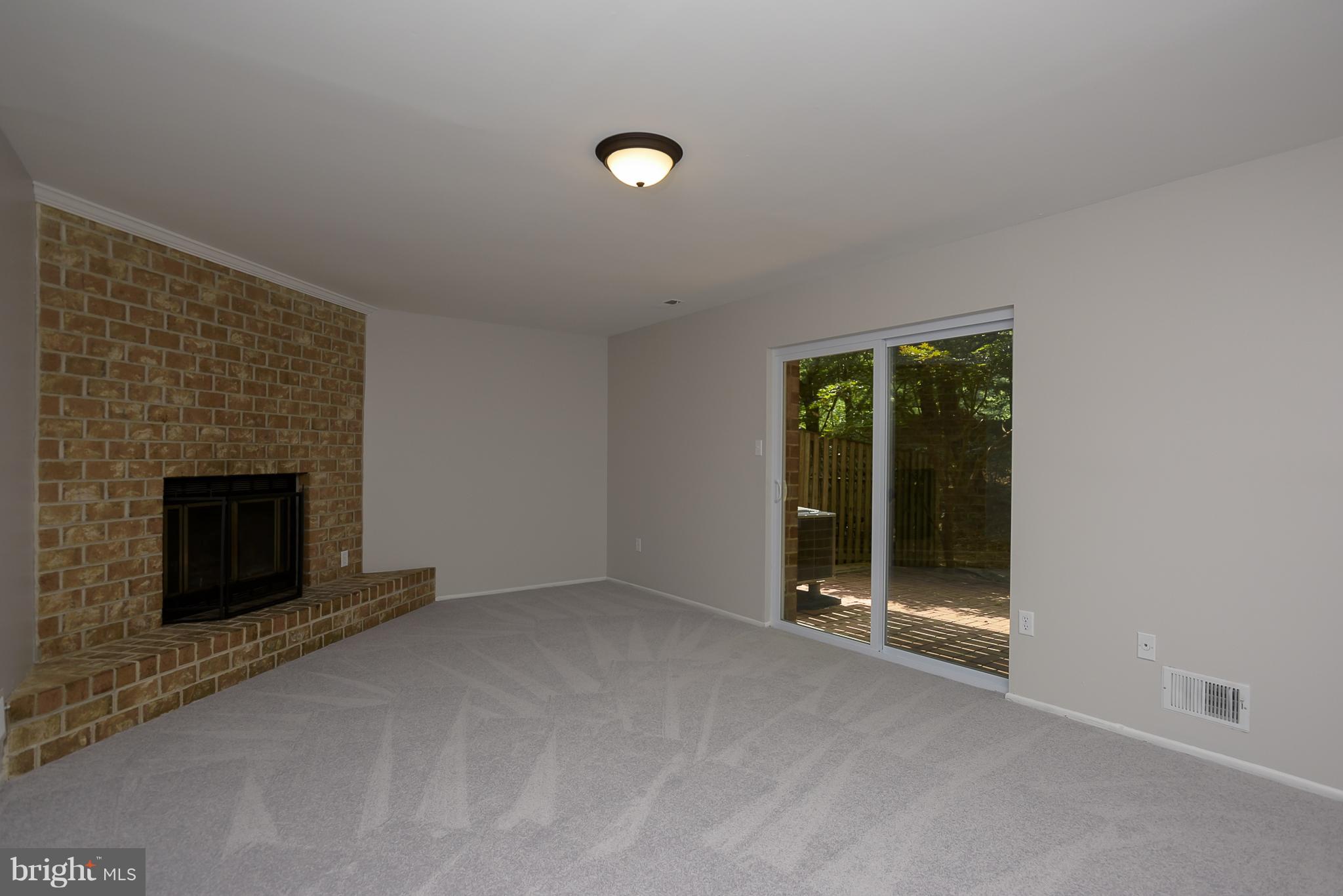 9767 Early Spring Way Columbia, MD 21046 - Photo 20 of 30 Family Room
