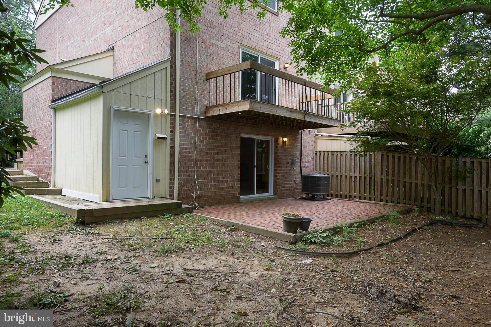 9767 Early Spring Way Columbia, MD 21046 - Photo 25 of 30 Exterior (Rear)