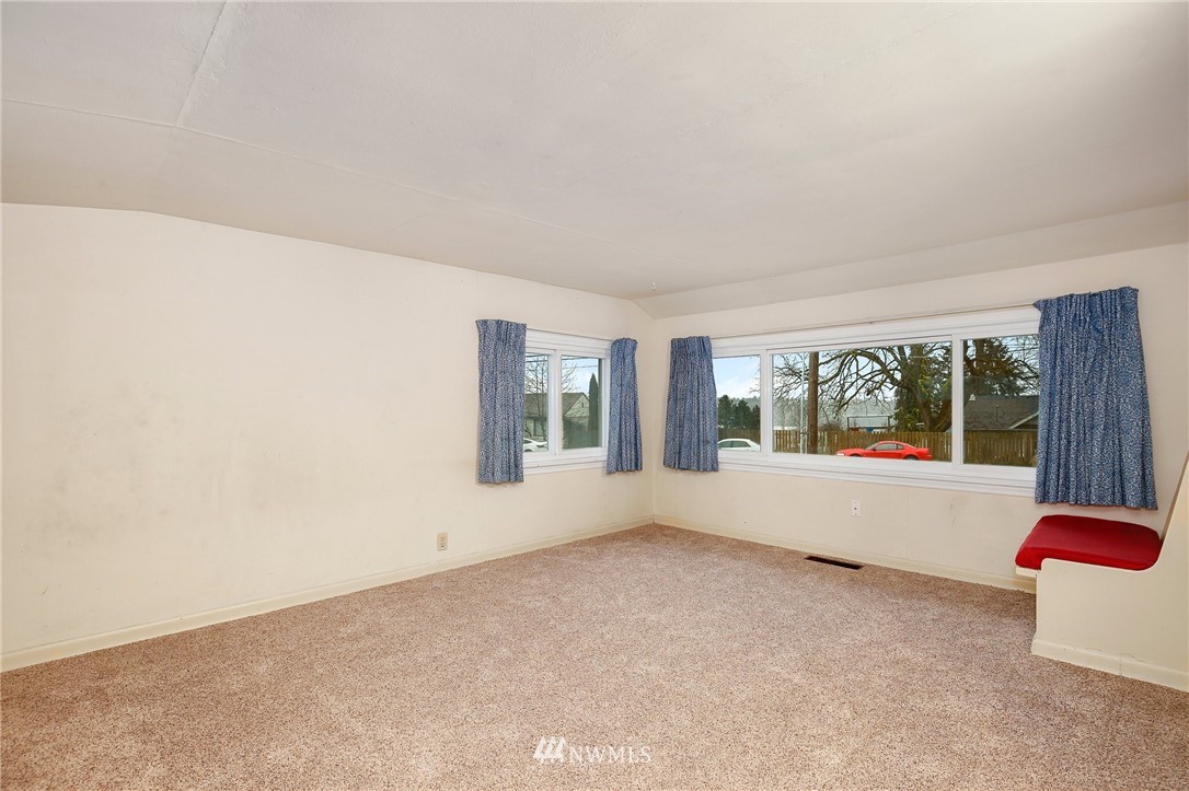 12635 Military Road South Seattle, WA 98168 - Photo 11 of 21 Gallery Image 11