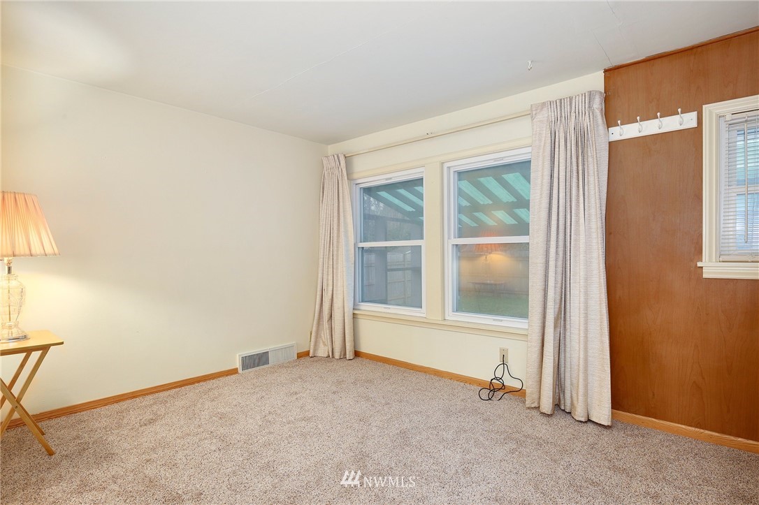 12635 Military Road South Seattle, WA 98168 - Photo 13 of 21 Gallery Image 13