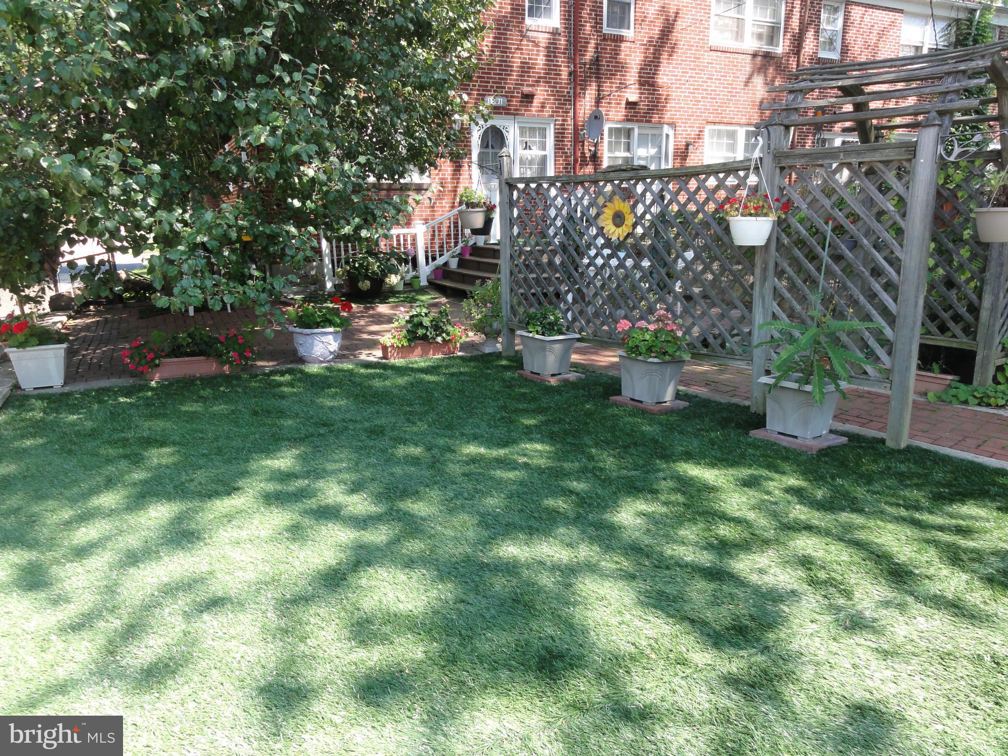 1501 Clairidge Road Baltimore, MD 21207 - Photo 27 of 28 Beautiful Gardens