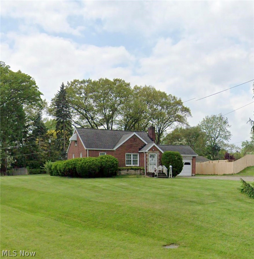 4320 Lake Heights Road Northwest Canton, OH 44708 - Photo 2 of 13 Gallery Image 2