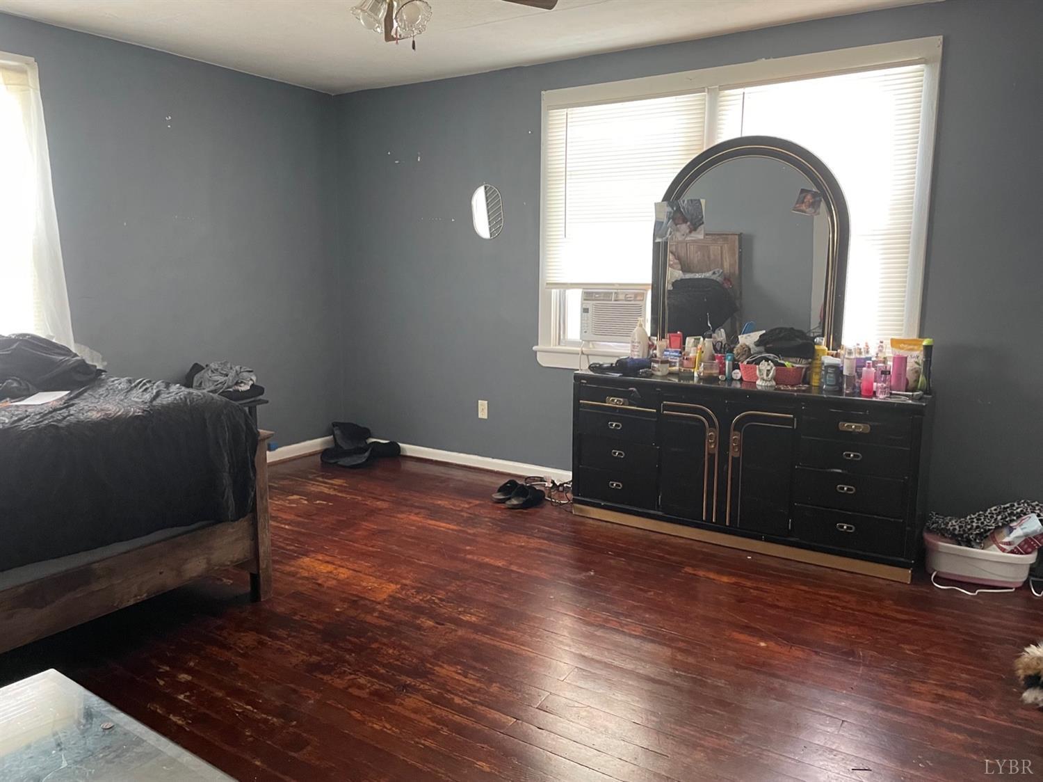 223 Ragland Road Madison Heights, VA 24572 - Photo 4 of 8 Gallery Image 4