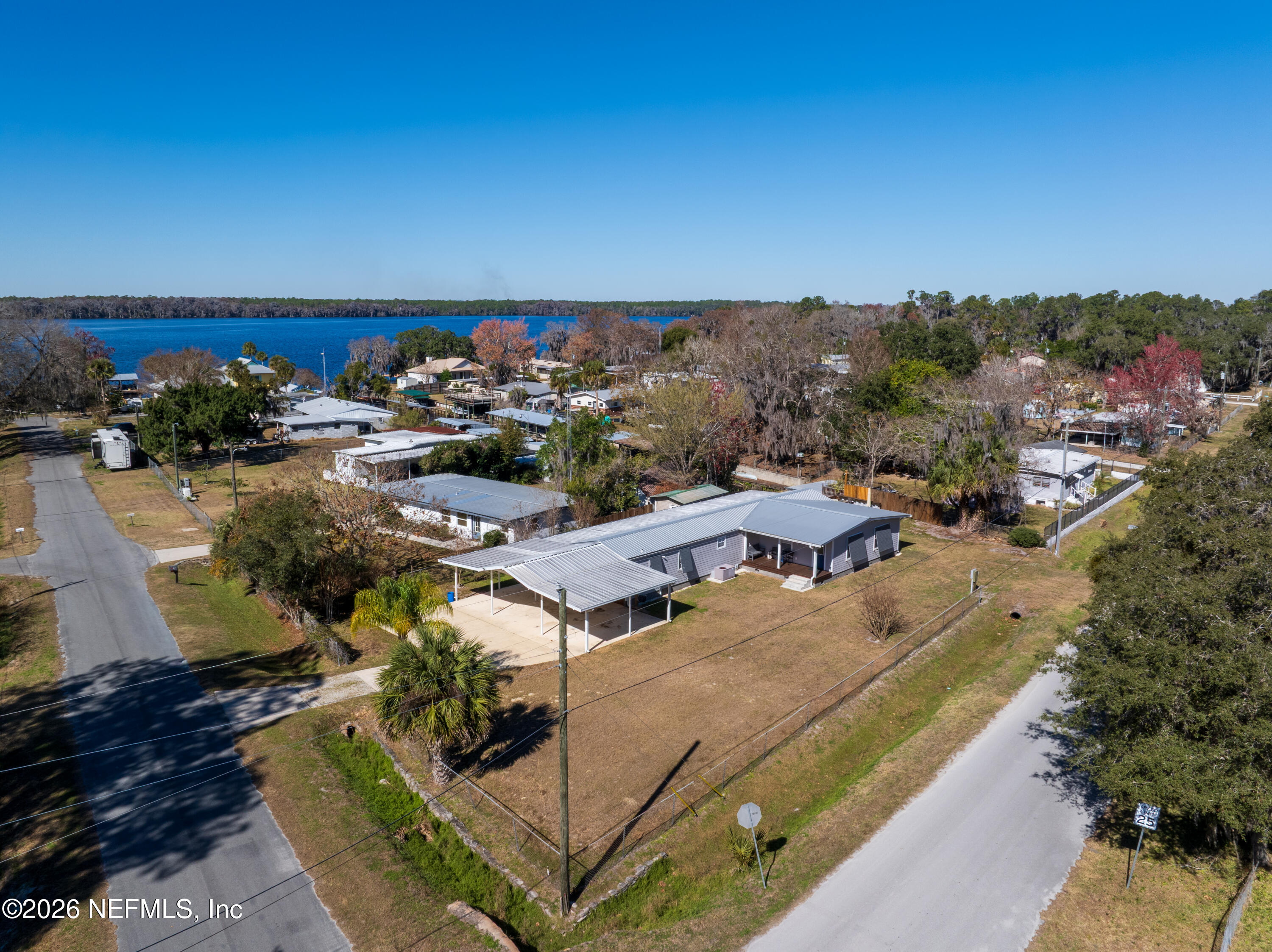 253 Hess Road Crescent City, FL 32112 - Photo 34 of 38 a view of a terrace with a garden