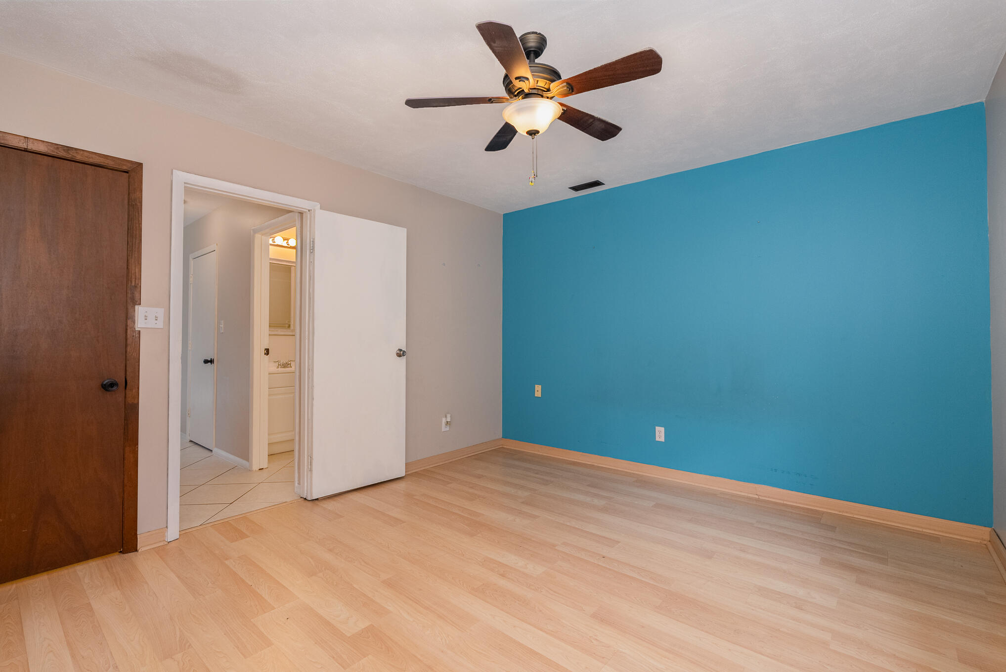 1908 Glendon Drive Melbourne, FL 32901 - Photo 17 of 26 a view of a big room with carpet