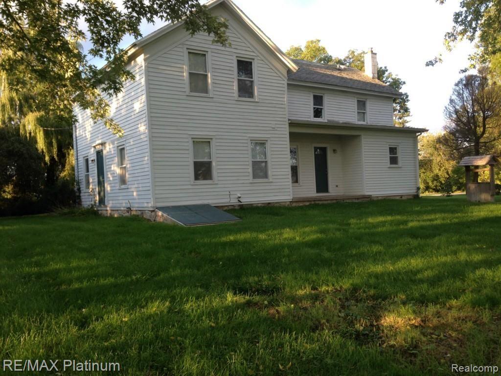 4030 East Clyde Road Howell, MI 48855 - Photo 3 of 20 Img_0537.jpg