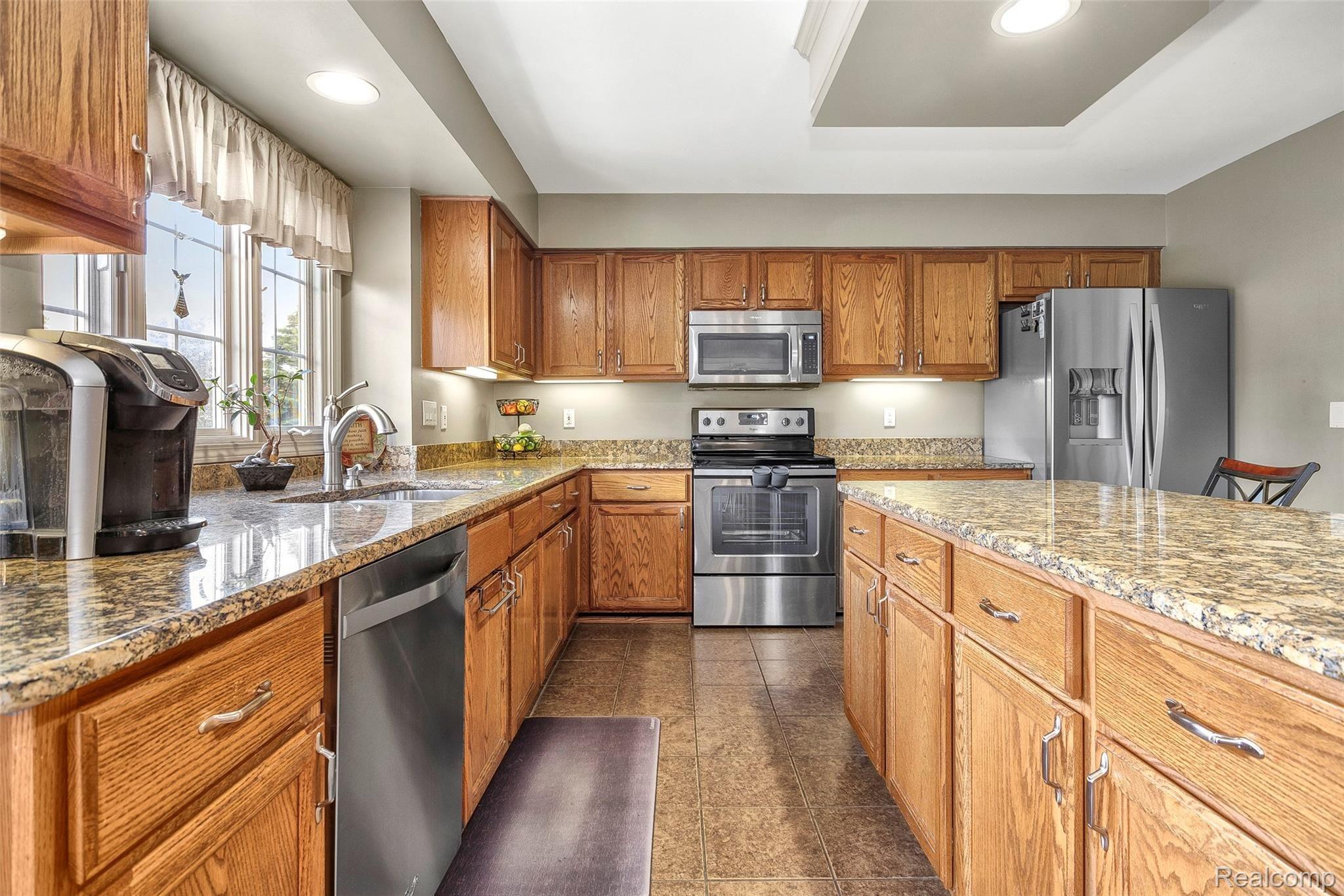 46636 Mornington Road Canton, MI 48188 - Photo 23 of 65 23.jpg