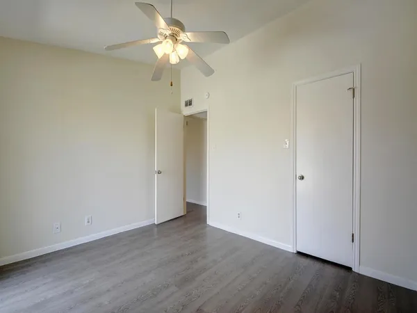$1,350 | 1601 Faro Drive, Unit 502, Austin, TX 78741