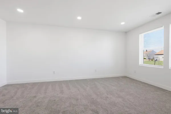 $3,500 | 25 Autumn Lane, Levittown, PA 19055