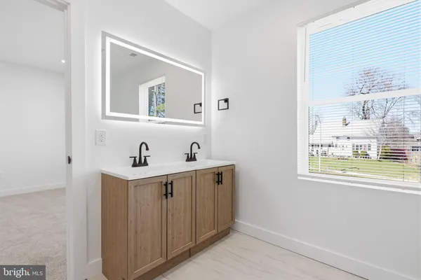 $3,500 | 25 Autumn Lane, Levittown, PA 19055