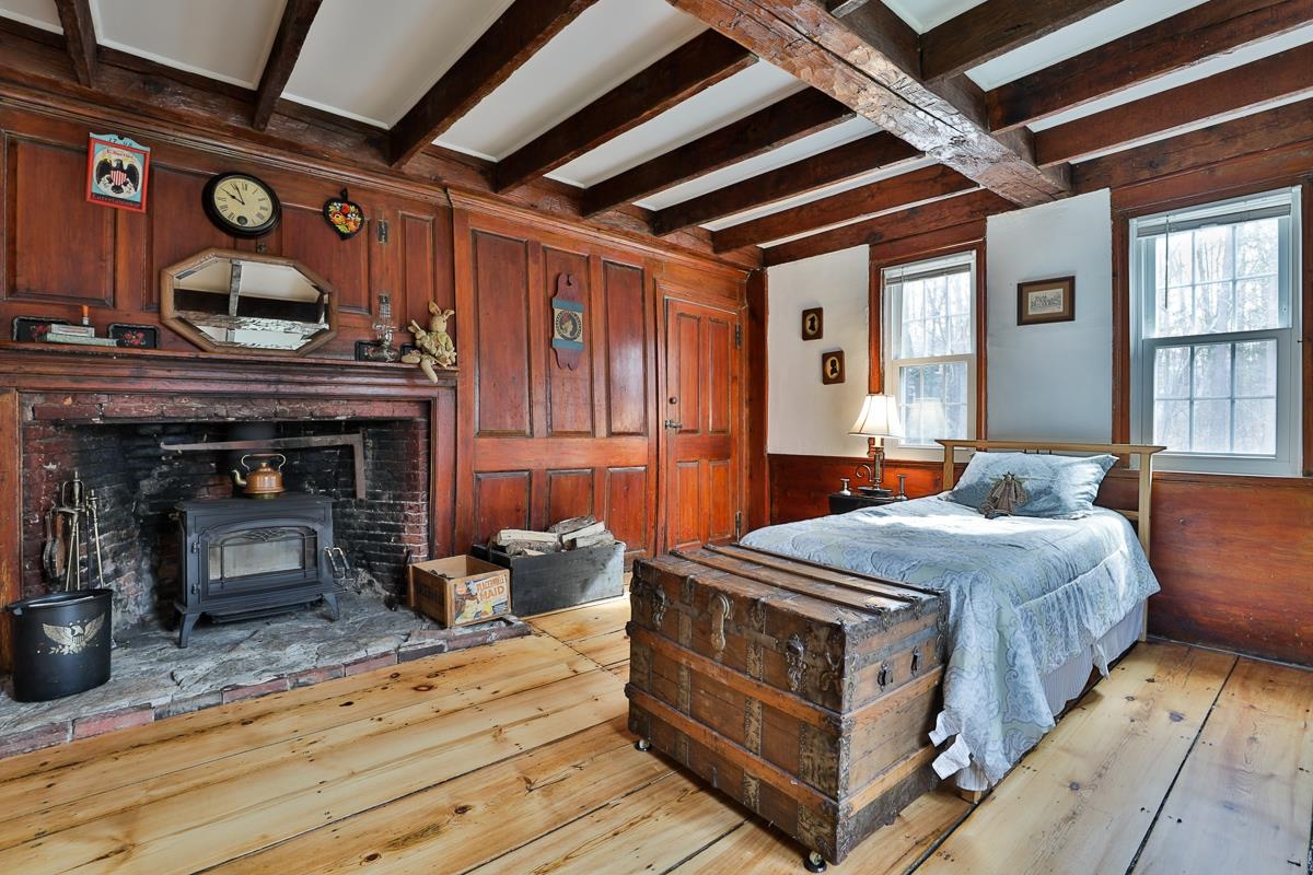 31 Naticook Road Merrimack, NH 03054 - Photo 15 of 40