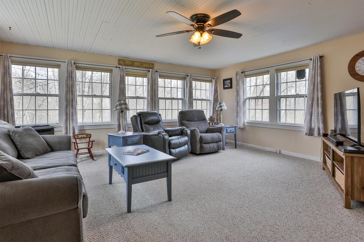 31 Naticook Road Merrimack, NH 03054 - Photo 22 of 40