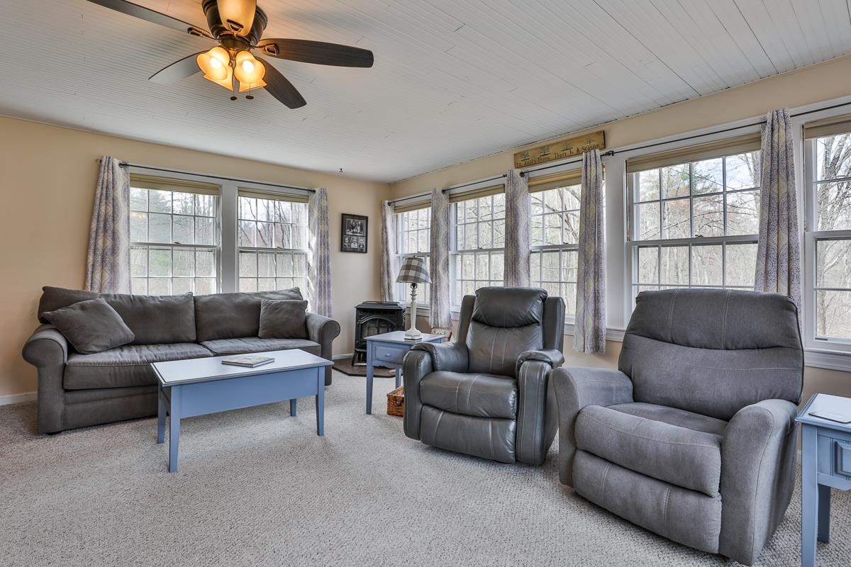 31 Naticook Road Merrimack, NH 03054 - Photo 24 of 40