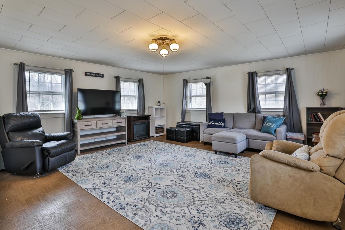 31 Naticook Road Merrimack, NH 03054 - Photo 32 of 40