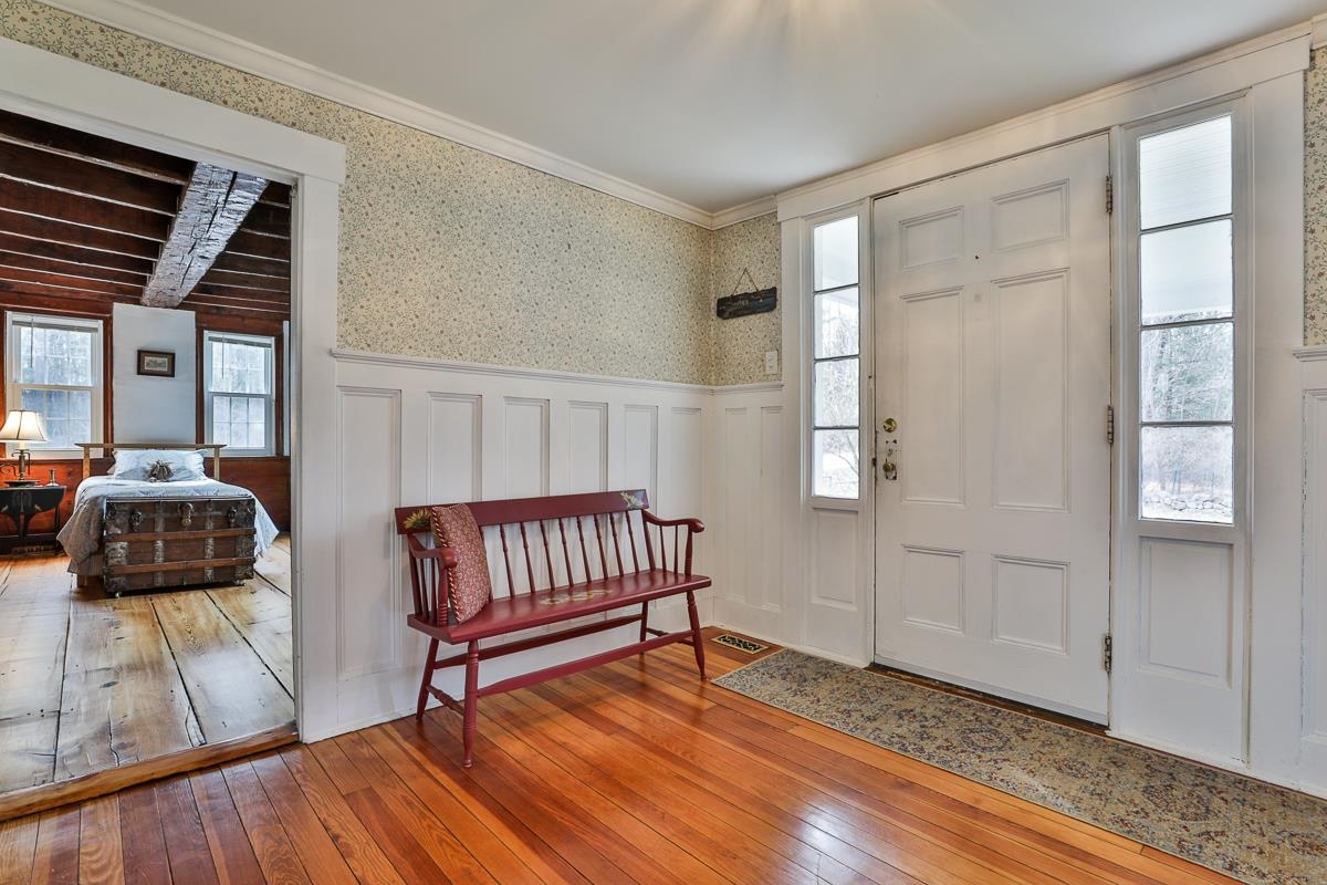 31 Naticook Road Merrimack, NH 03054 - Photo 4 of 40