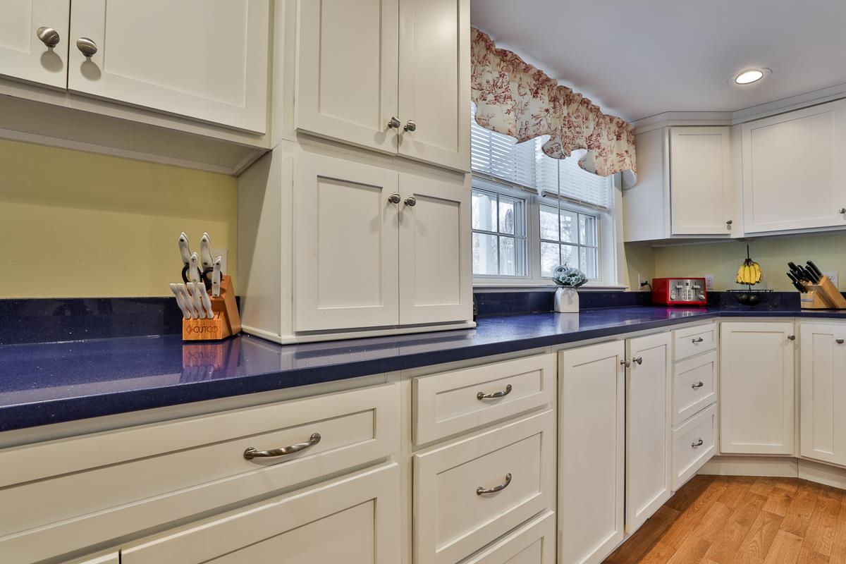 31 Naticook Road Merrimack, NH 03054 - Photo 7 of 40