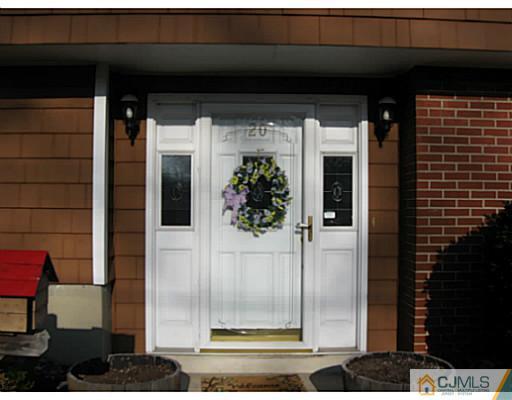 20 Greenbrook Road Middlesex, NJ 08846 - Photo 2 of 22 Gallery Image 2