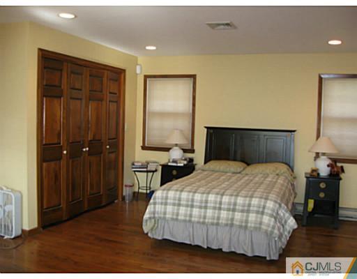 20 Greenbrook Road Middlesex, NJ 08846 - Photo 18 of 22 Gallery Image 18