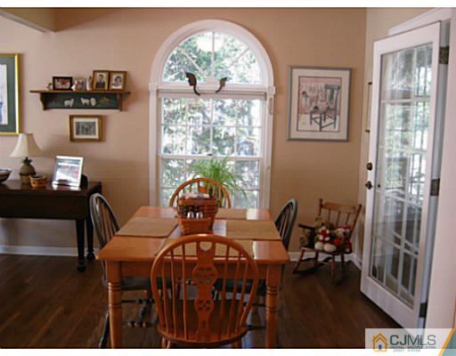 20 Greenbrook Road Middlesex, NJ 08846 - Photo 5 of 22 Gallery Image 5