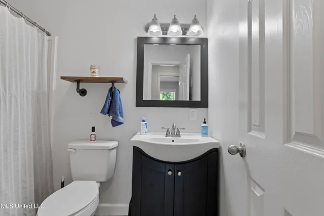 $319,900 | 272 Holcomb Boulevard, Ocean Springs, MS 39564