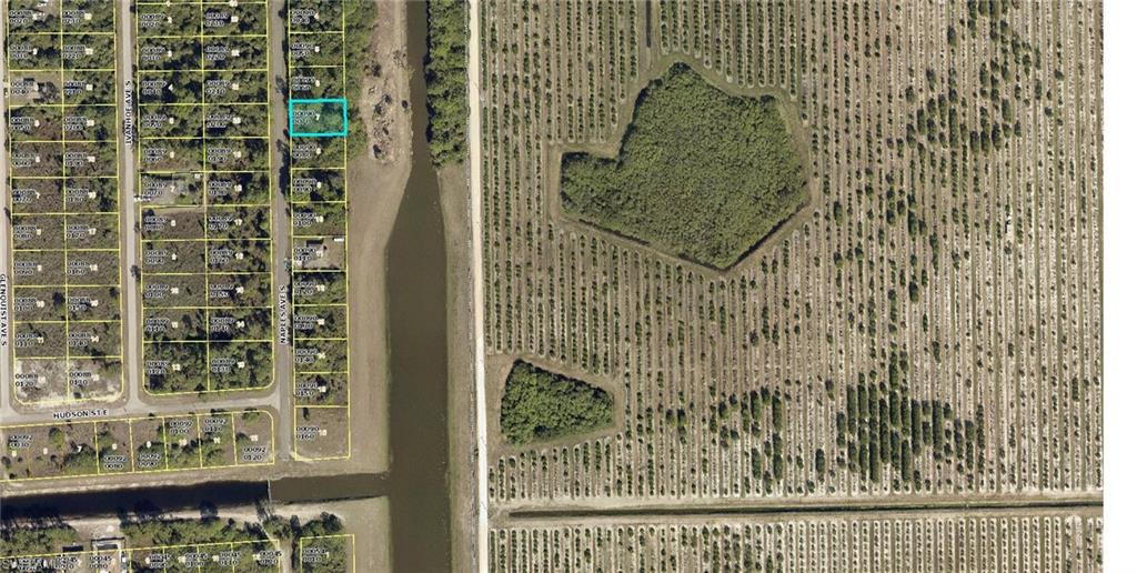 641 Naples Ave South