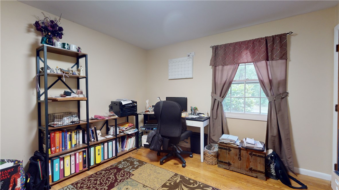 145 Woodcrest Road Warwick, RI 02889 - Photo 20 of 30