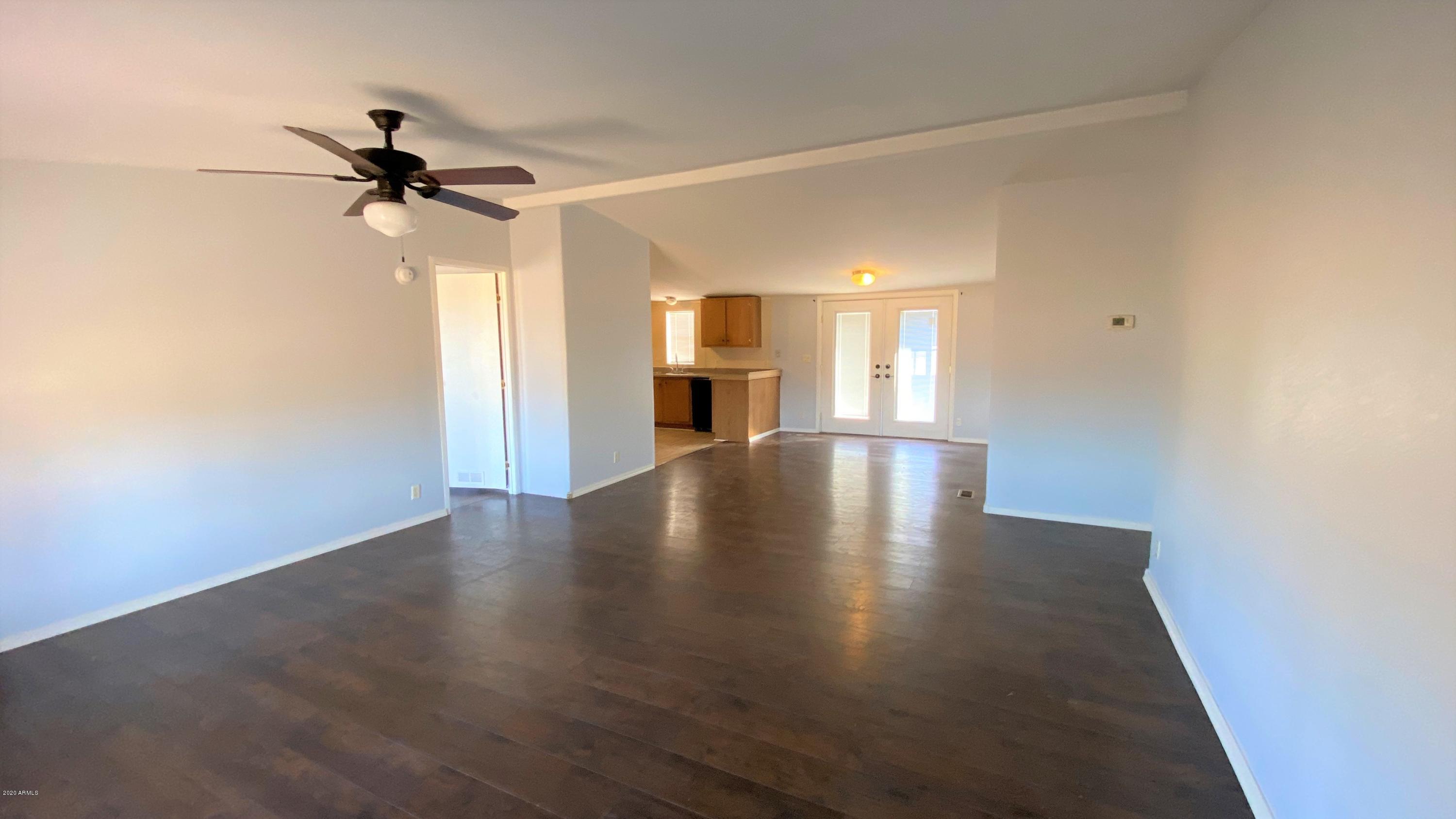 866 North Ralston Road Maricopa, AZ 85139 - Photo 5 of 38 Entry Living