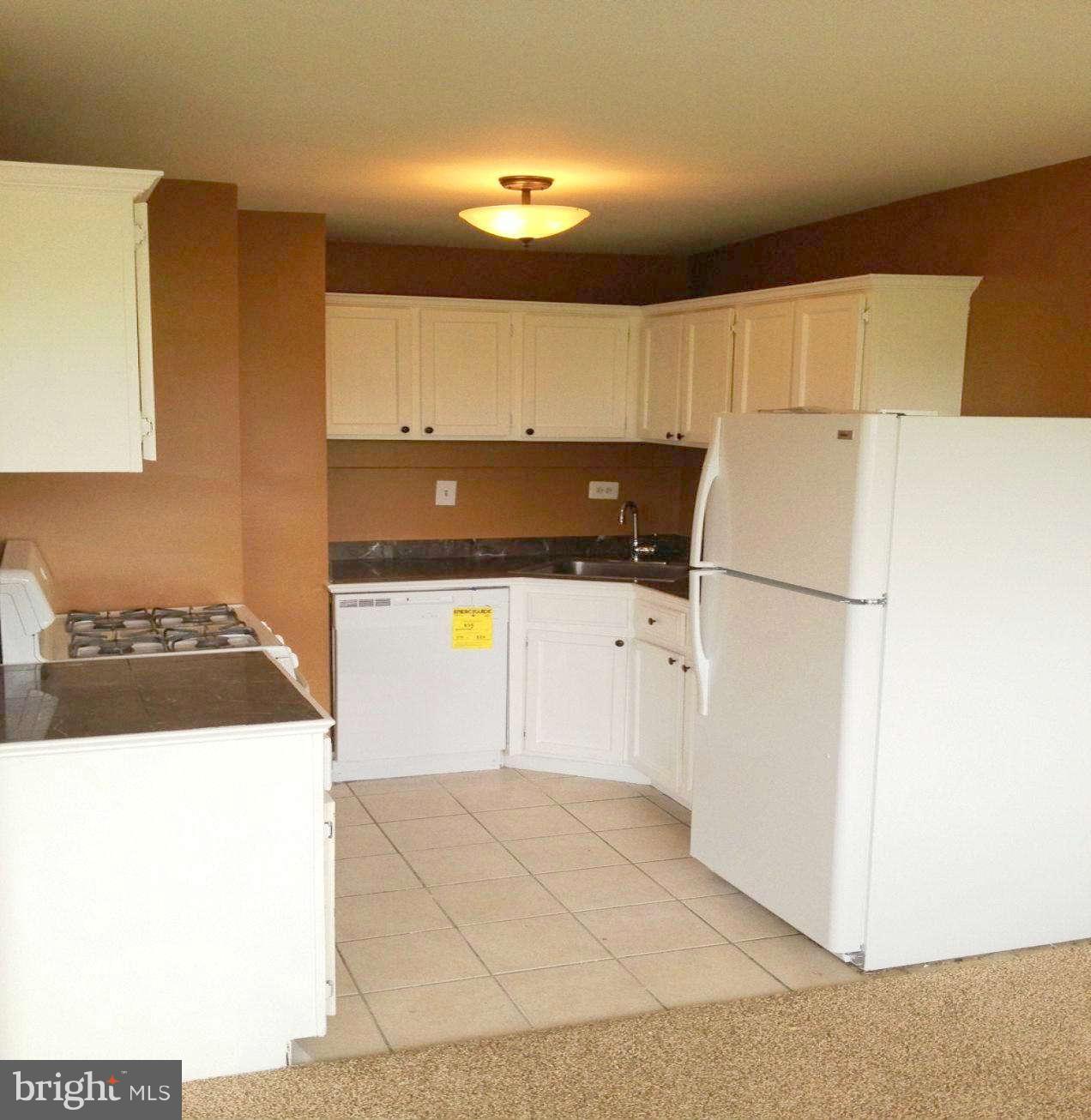 5801 Quantrell Avenue, Unit 306 Alexandria, VA 22312 - Photo 12 of 13 Kitchen