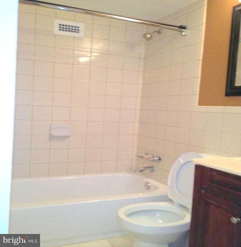 5801 Quantrell Avenue, Unit 306 Alexandria, VA 22312 - Photo 9 of 13 Bath