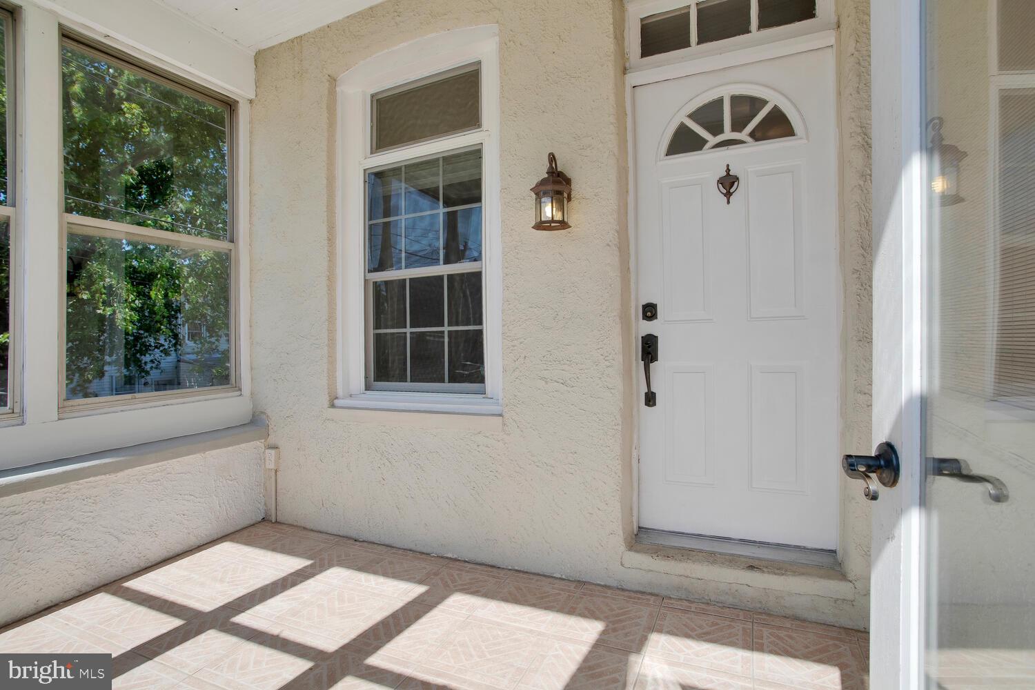 1148 Roland Heights Avenue Baltimore, MD 21211 - Photo 7 of 38 Welcome home!