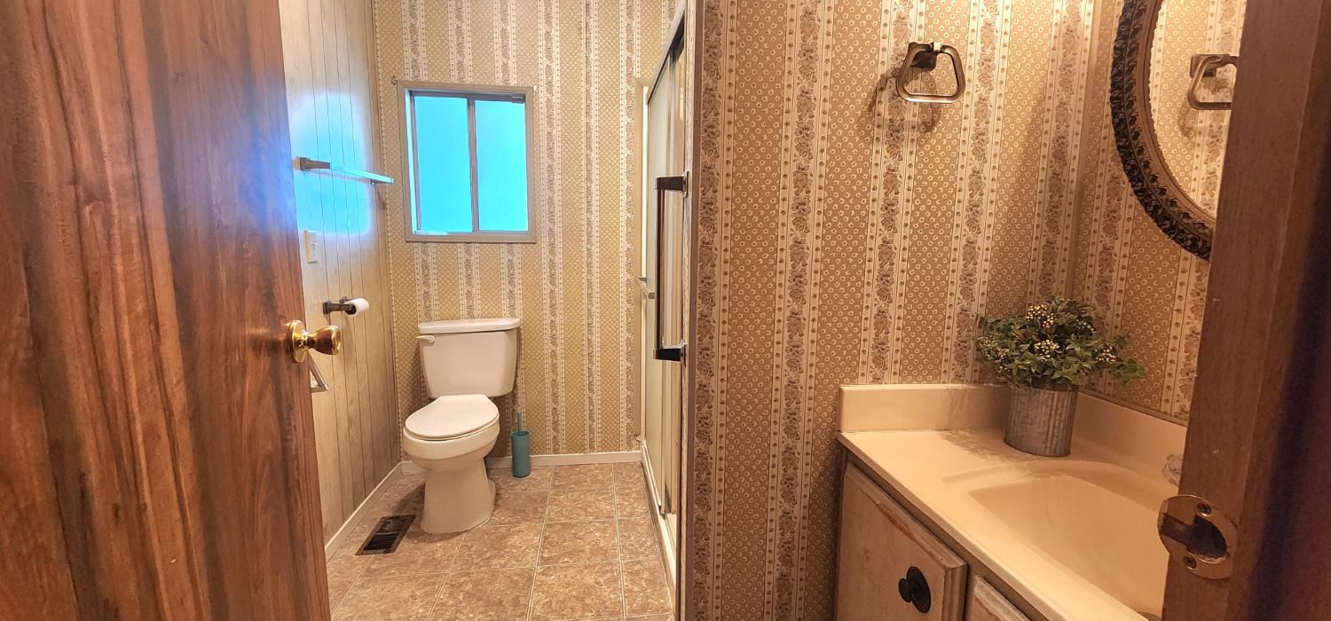 1300 West Olson Avenue, Unit 155 Reedley, CA 93654 - Photo 35 of 44