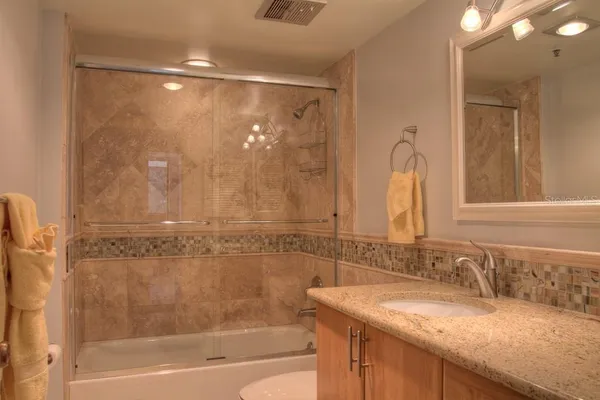 $8,000 | 1925 Gulf Of Mexico Drive, Unit G8208, Longboat Key, FL 34228